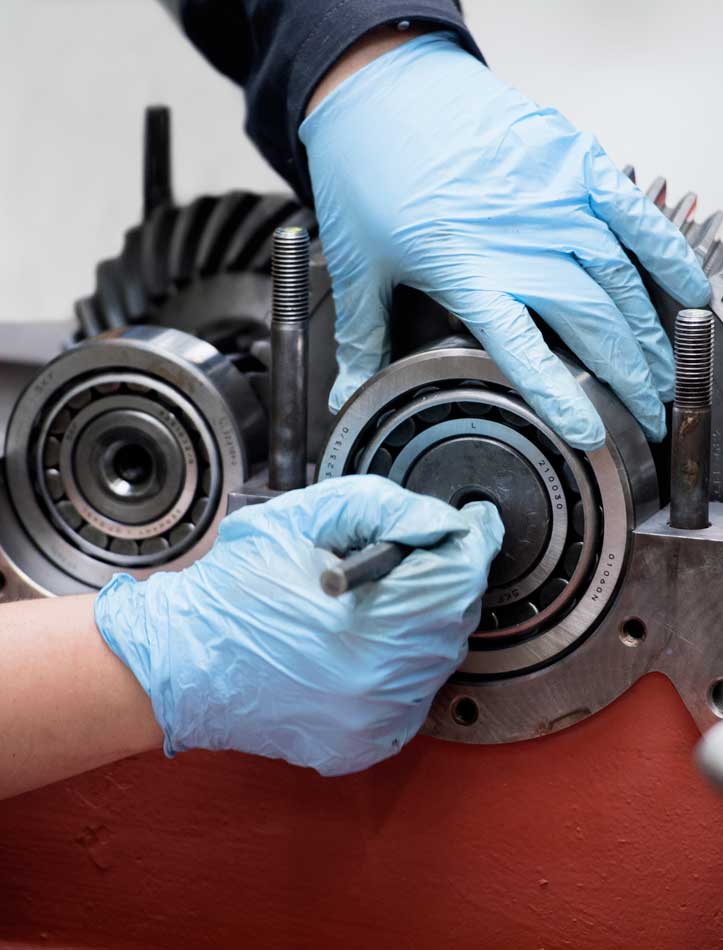 Hydraulic-pump-servicing JCB Hydraulic pump servicing